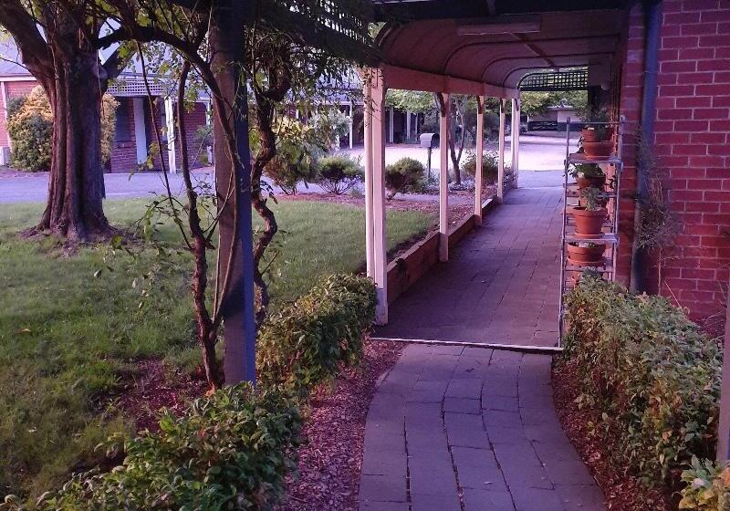 Motel The Lancefield Lodge