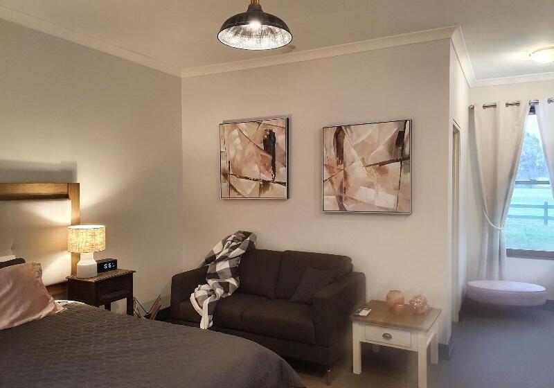 Motel The Lancefield Lodge