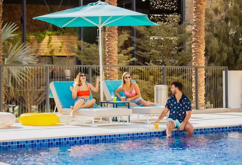 Hotelli Rove La Mer Beach, Jumeirah