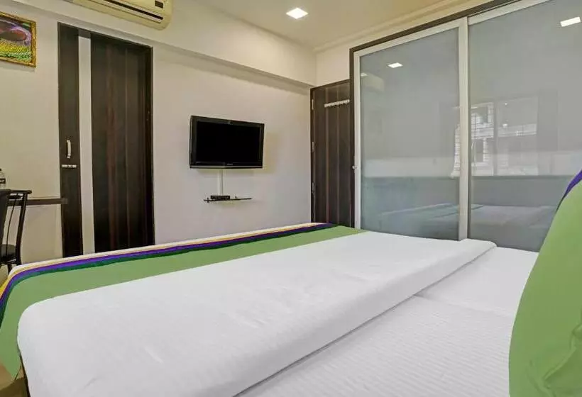 Majatalo Treebo Excellent Homes, Nashik