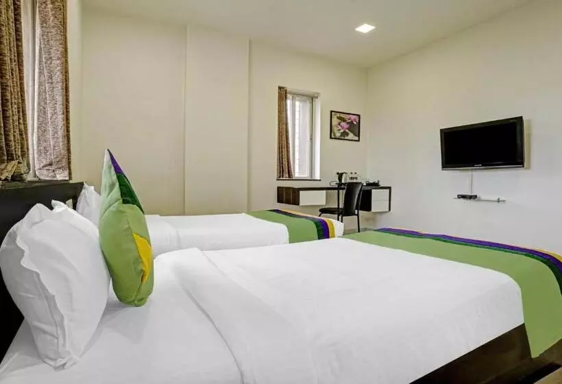 Majatalo Treebo Excellent Homes, Nashik