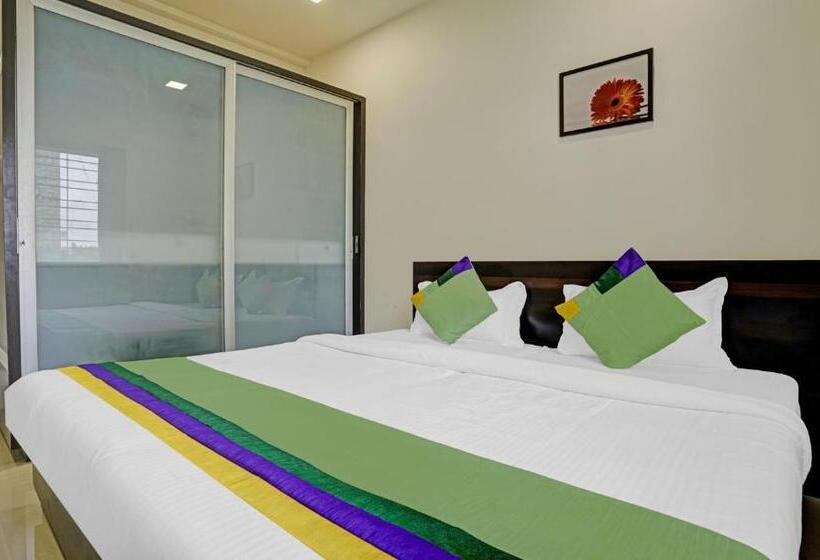 Majatalo Treebo Excellent Homes, Nashik