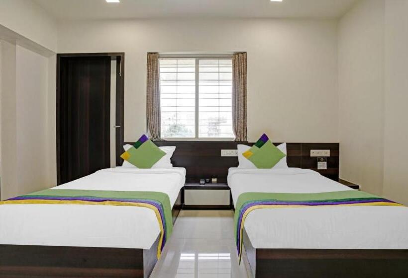 Majatalo Treebo Excellent Homes, Nashik