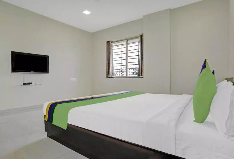 Majatalo Treebo Excellent Homes, Nashik