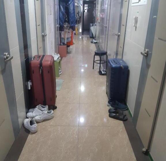 Cămin Happy House Jongno