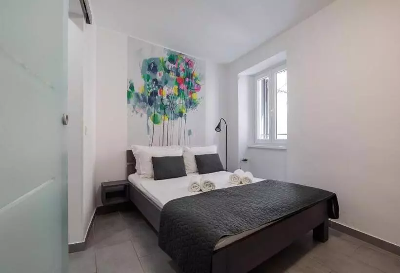 تختخواب و صبحانه Miracolo Di Mare Trend