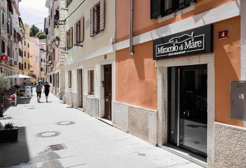 تختخواب و صبحانه Miracolo Di Mare Trend