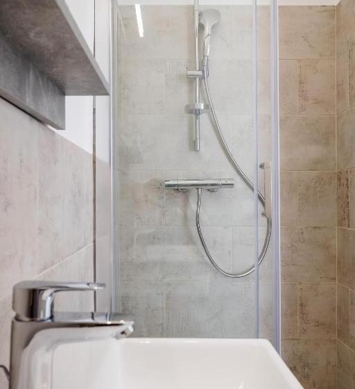 تختخواب و صبحانه Miracolo Di Mare Trend