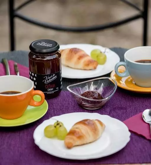 تختخواب و صبحانه Miracolo Di Mare Trend