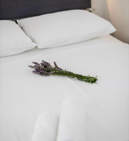 تختخواب و صبحانه Miracolo Di Mare Trend