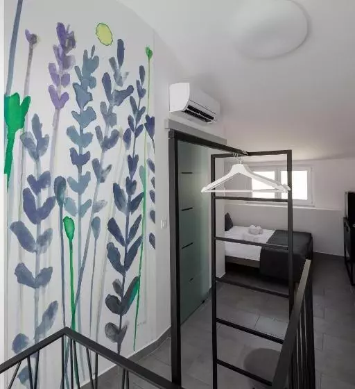 تختخواب و صبحانه Miracolo Di Mare Trend