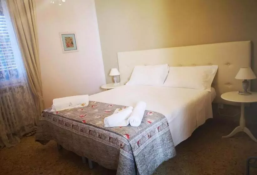 تختخواب و صبحانه Vacanze Pisane