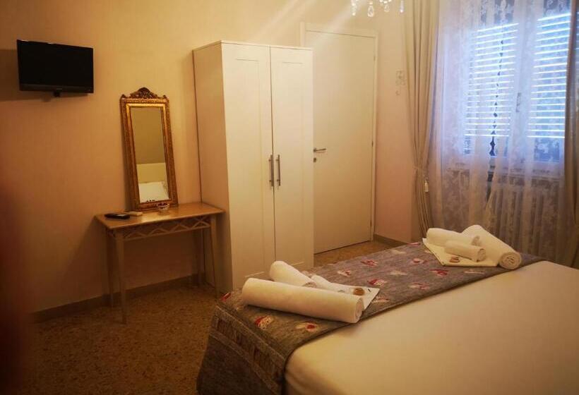 تختخواب و صبحانه Vacanze Pisane