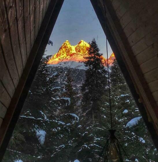 هتل Bude Mestia Cottages