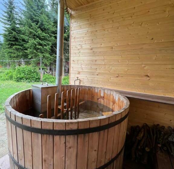 هتل Bude Mestia Cottages