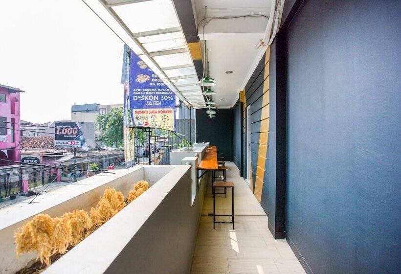 Hotel Oyo 3785 Kemayoran Residence