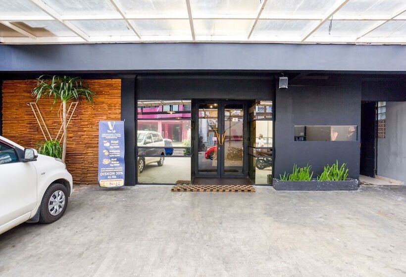 Hotel Oyo 3785 Kemayoran Residence