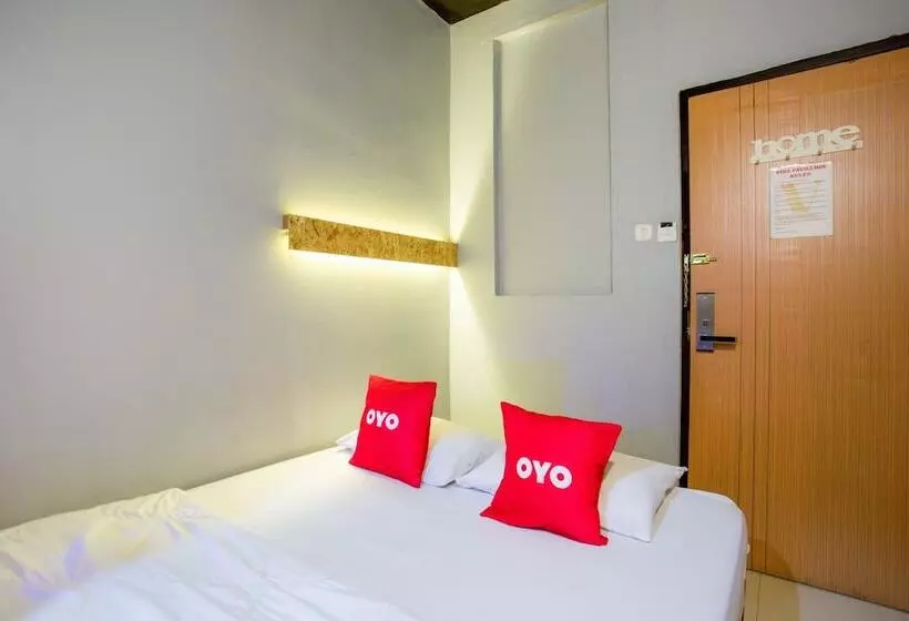 ホテル Oyo 3785 Kemayoran Residence