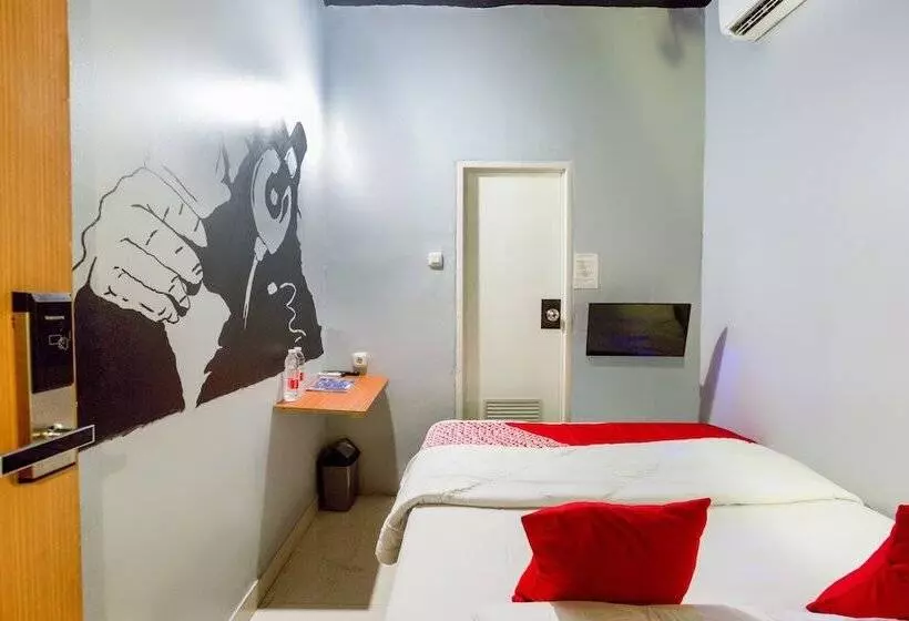 ホテル Oyo 3785 Kemayoran Residence