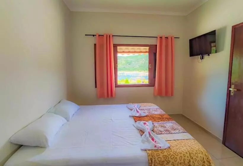 Majatalo Pousada Canoa De Tolda Ii