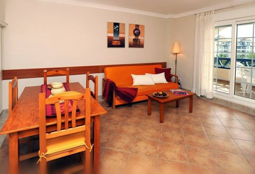 Apartamentos Leo El Faro - Marina