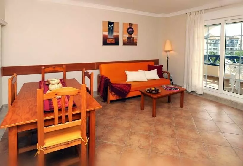 Apartamentos Leo El Faro - Marina