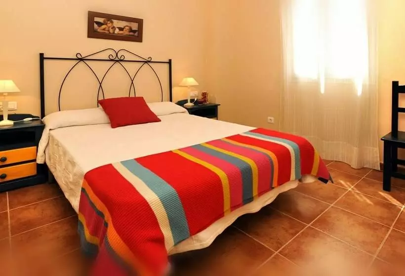 Apartamentos Leo El Faro - Marina