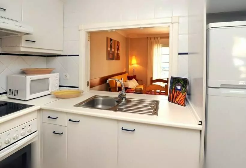 Apartamentos Leo El Faro - Marina