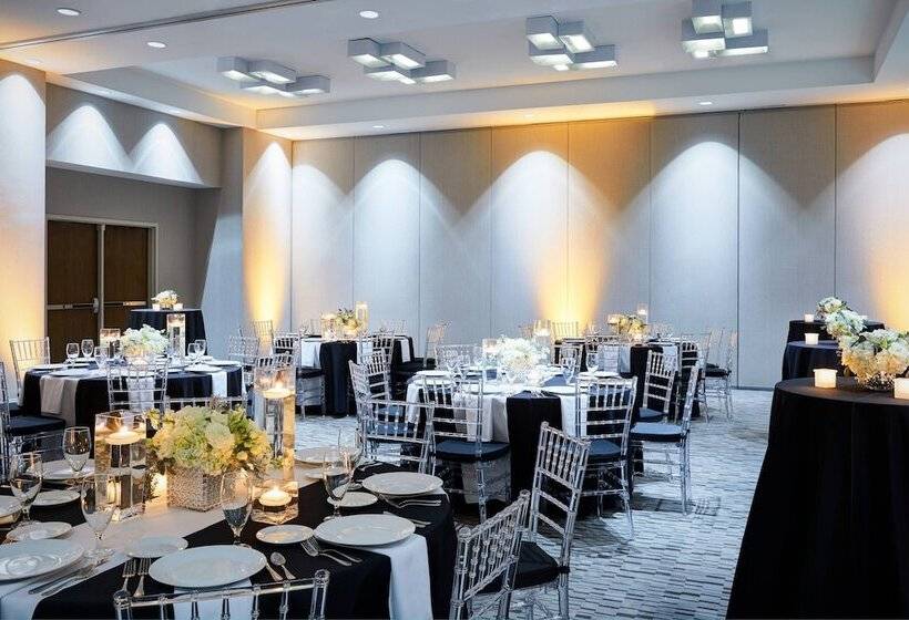 Ac Hotel By Marriott New Orleans French Quarter