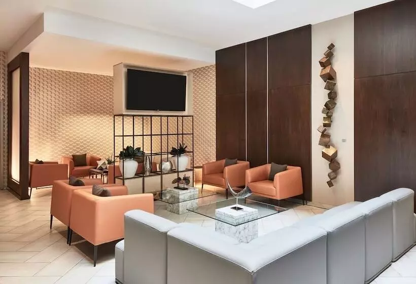 Ac Hotel By Marriott New Orleans French Quarter