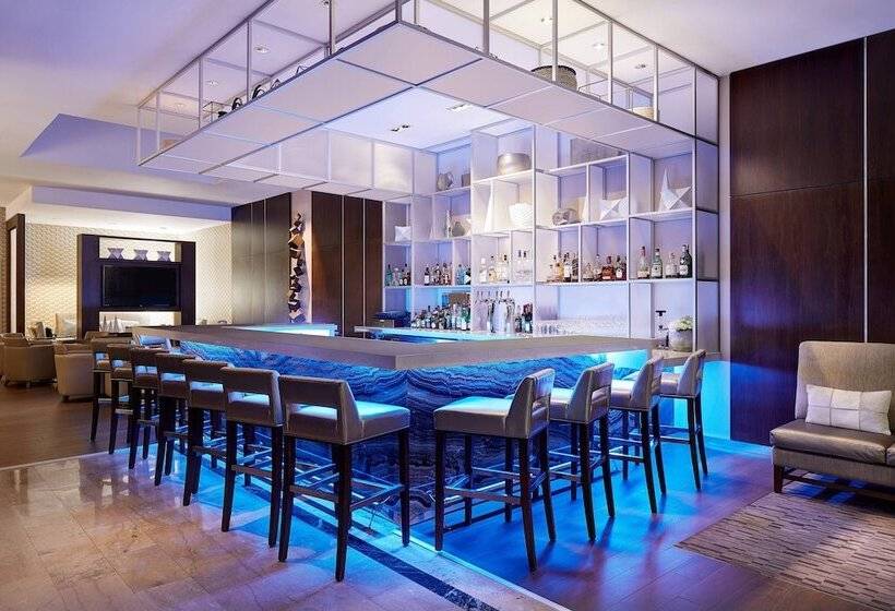 Ac Hotel By Marriott New Orleans French Quarter