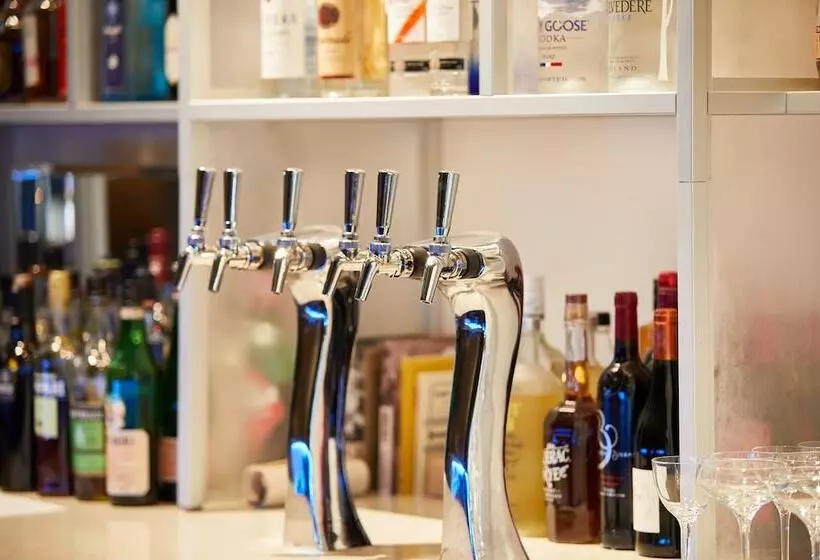 Ac Hotel By Marriott New Orleans French Quarter