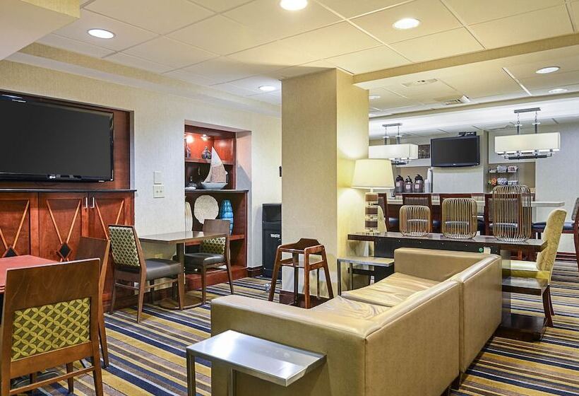 فندق Comfort Inn Downtown Dc Convention Center