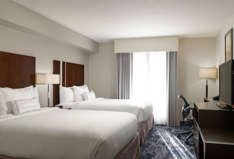 هتل Fairfield Inn & Suites San Diego Old Town