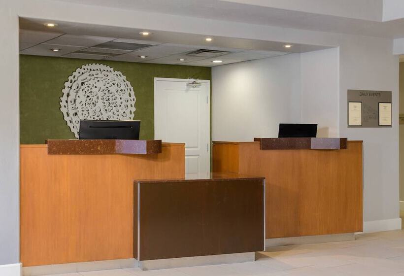 هتل Fairfield Inn & Suites San Diego Old Town