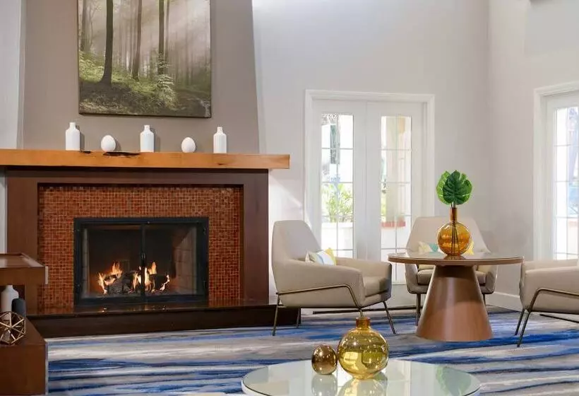 호텔 Fairfield Inn & Suites San Diego Old Town