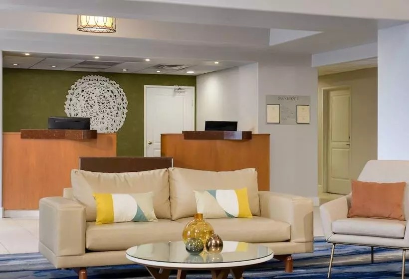 호텔 Fairfield Inn & Suites San Diego Old Town