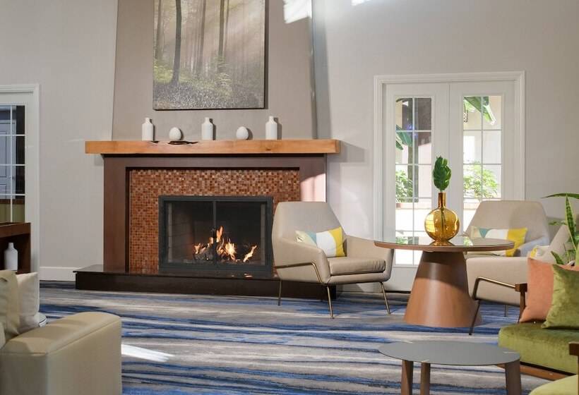 هتل Fairfield Inn & Suites San Diego Old Town