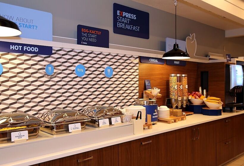 Holiday Inn Express Hotel & Suites Ashland, An Ihg