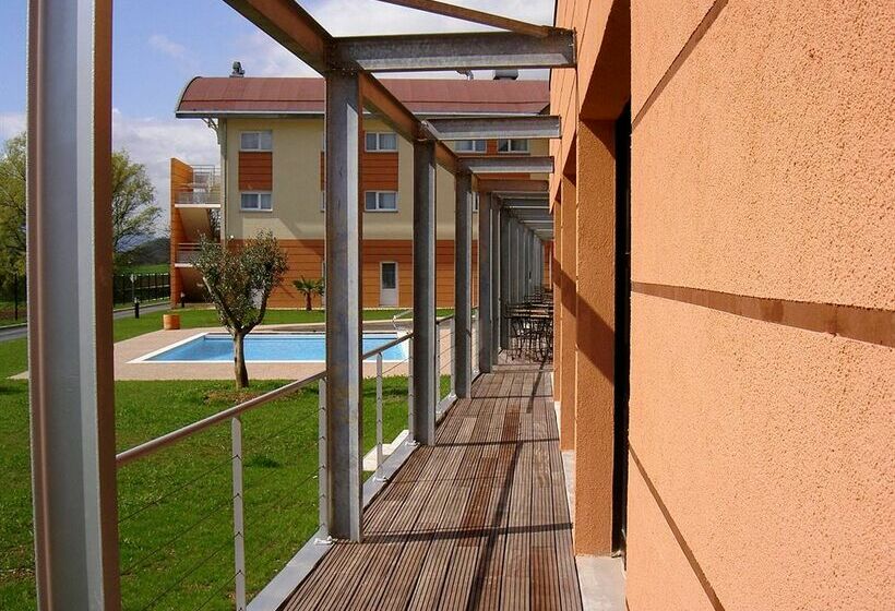 בית מלון כפרי Holiday Inn Express Grenoblebernin