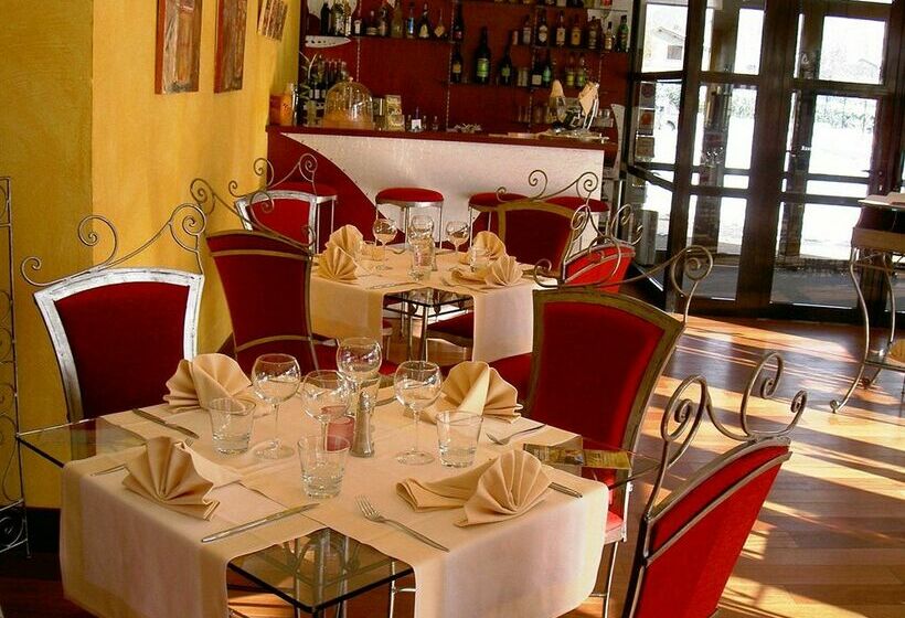 בית מלון כפרי Holiday Inn Express Grenoblebernin