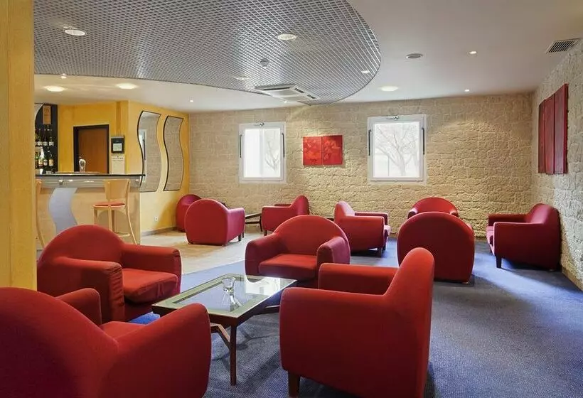 Отель Holiday Inn Express Grenoblebernin