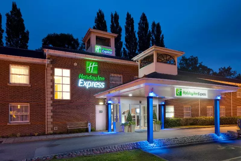 Hotel Holiday Inn Express Leeds East, An Ihg