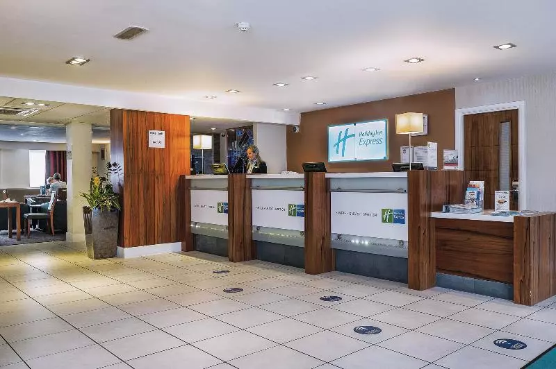 Hotel Holiday Inn Express Leeds East, An Ihg