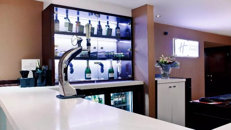 Hotel Holiday Inn Express Leeds East, An Ihg