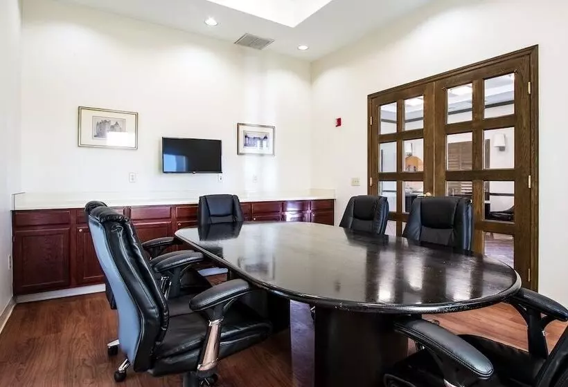 호텔 Hometowne Studios By Red Roof Phoenix Black Canyon Highway