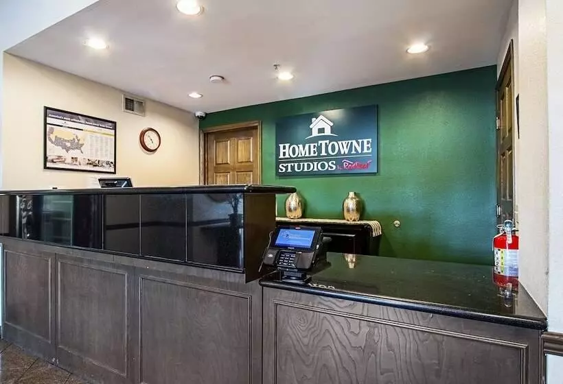 호텔 Hometowne Studios By Red Roof Phoenix Black Canyon Highway