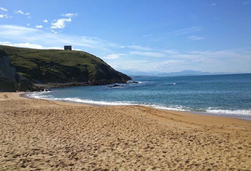 Отель La Casona De Revolgo