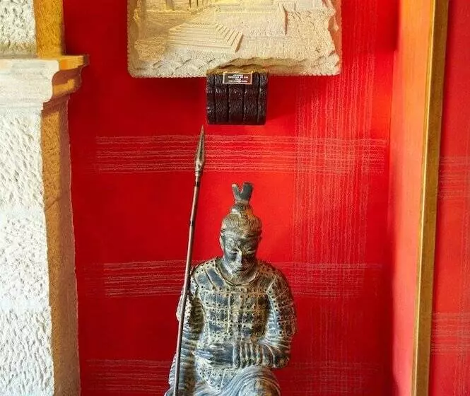 Отель La Casona De Revolgo