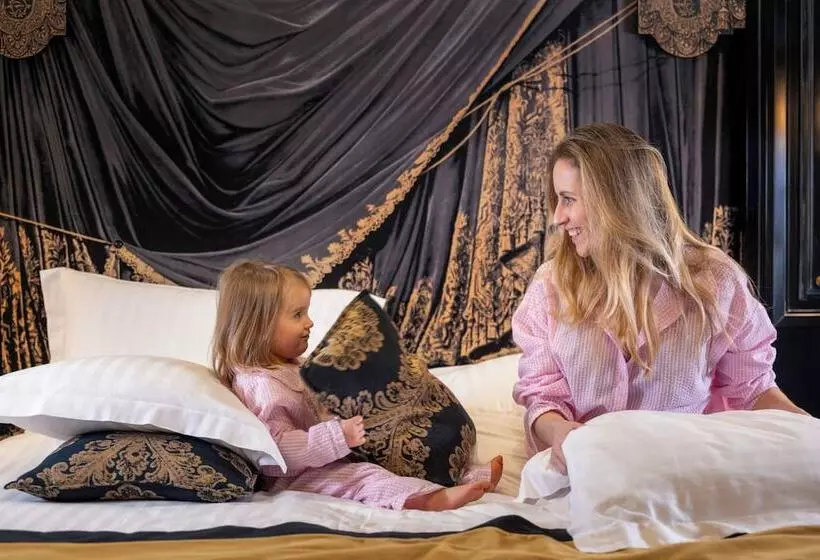 ホテル Le Belmont Paris